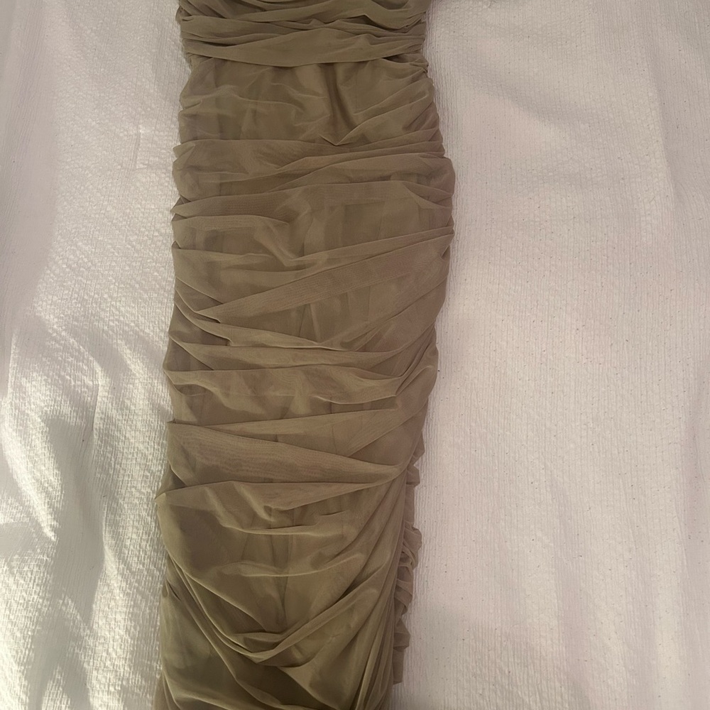 Missguided + Olive Ruched Midi Dress